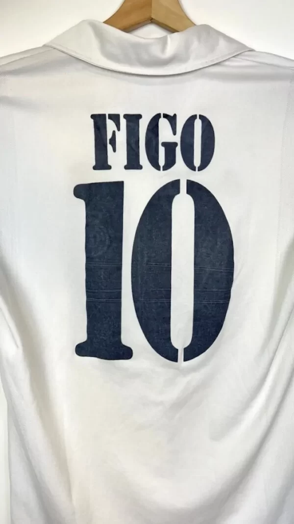 2001_02-Real_Madrid-Domicile-Figo_10-Centenaire-(M)1
