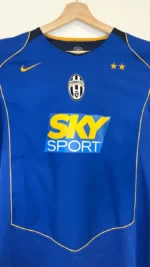 2004_05-Juventus-Third-Ibrahimovic_9-(L)1
