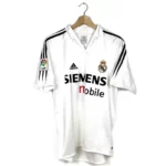 2004_05-Real_Madrid-Domicile-Beckham_23-(S)2