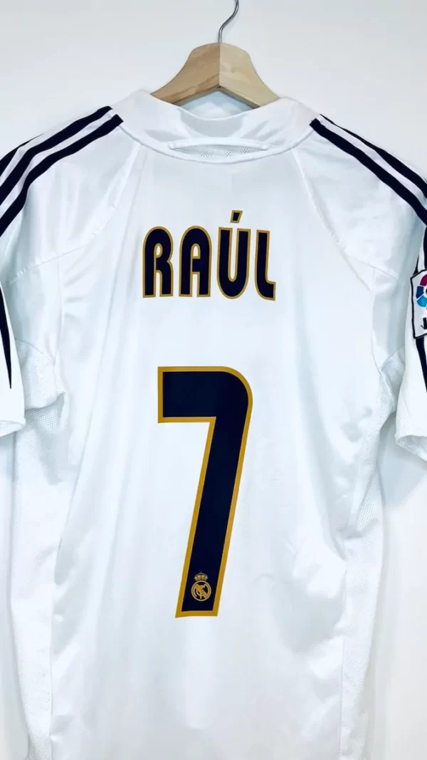 2004_05-Real_Madrid-Domicile-Raul_7-(S)8