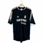 2004_05-Real_Madrid-Extérieur-(L)6