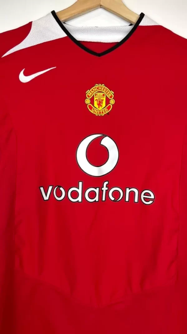 2004_06-Manchester_United-Domicile-(L)2