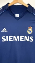 2005_06-Real_Madrid-Extérieur-(2XL)1