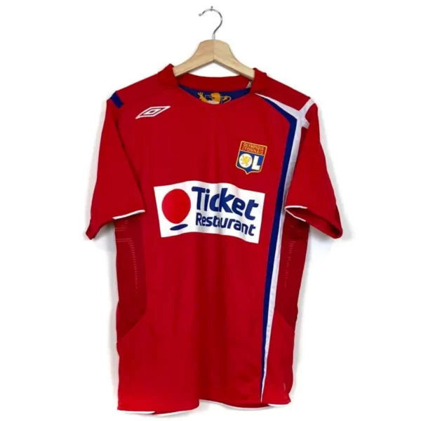 2006_07-Lyon-Extérieur-Juninho_8-(M)1