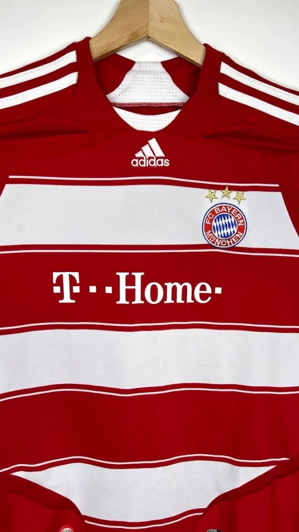 2007_08-Bayern_Munich-Domicile-Sagnol 2-(Enfant)1