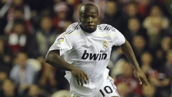 2009_10-Real_Madrid-Domicile-Lass_10-(M)2