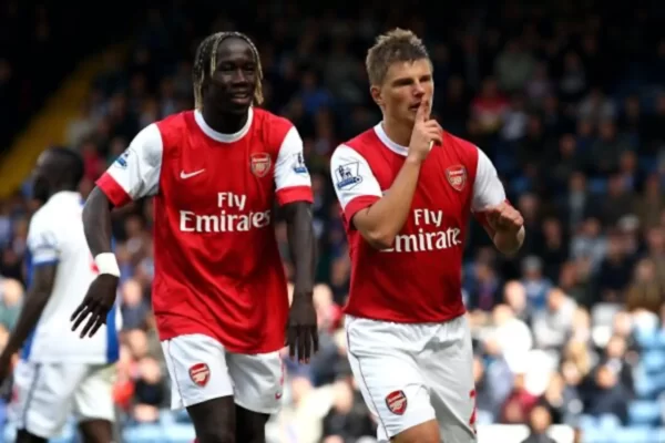 2010_11-Arsenal-Domicile-(M)2