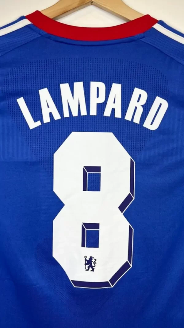 2010_11-Chelsea-Domicile-Lampard_8-(L)1
