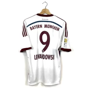 2014_15-Bayern_Munich-Extérieur-Lewandowski_9-(M)15