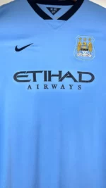 2014_15-Manchester_City-Domicile-Kompany_4-(XL)1