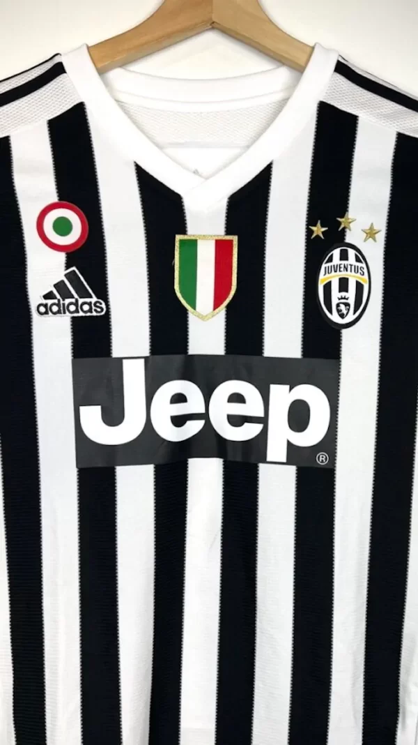 2015_16-Juventus-Domicile-Bonucci_19-(XL)2