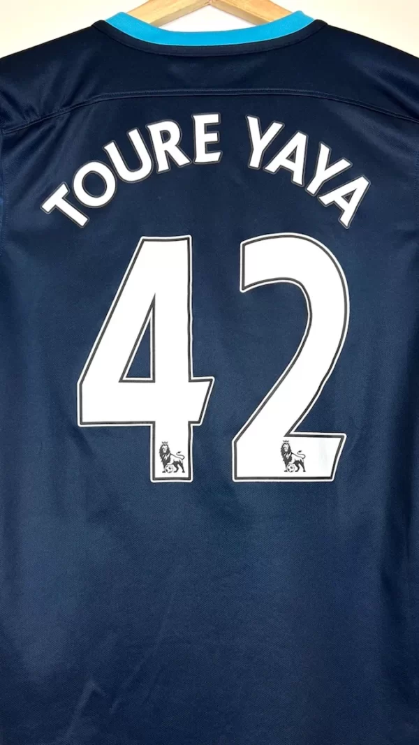 2015_16-Manchester_City-Extérieur-Toure_Yaya_42-(S)2