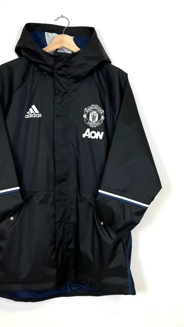 2016_17-Manchester_United-Veste-(L)1