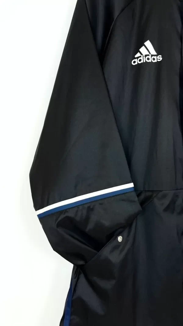 2016_17-Manchester_United-Veste-(L)1