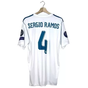 2017_18-Real_Madrid-Domicile-Sergio_Ramos_4-(L)5