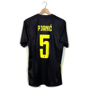 2018_19-Juventus-Third-Pjanic_5-(M)2