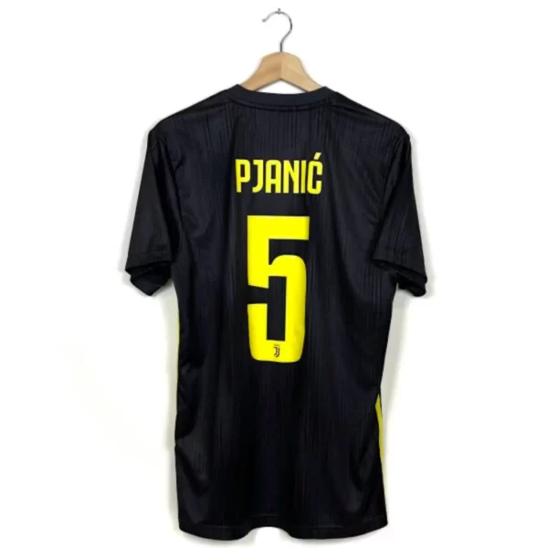 2018_19-Juventus-Third-Pjanic_5-(M)2