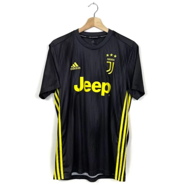 2018_19-Juventus-Third-Pjanic_5-(M)2