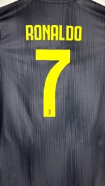 2018_19-Juventus-Third-Ronaldo_7-(L)2