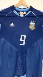2004_05-Argentine-Extérieur-Crespo_9-(L)6