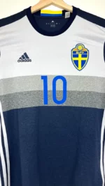 2016_17-Suède-Extérieur-Ibrahimovic_10-(M)1