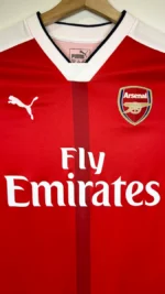 2016_17-Arsenal-Domicile-Koscielny_6-(M)1