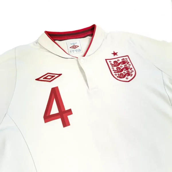 2012_13-Angleterre-Domicile-Wilshere_4-(M)2