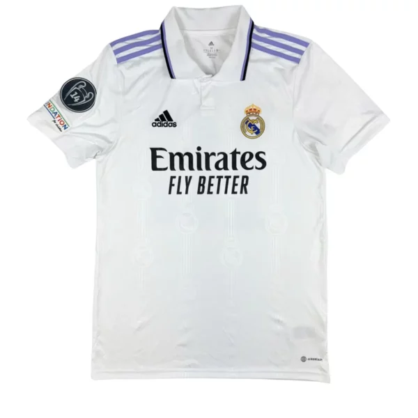 Maillot du Real Madrid 2022 23 Domicile Tchouameni 18