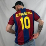 Maillot de Barcelone 2007 08 Domicile Ronaldinho 10