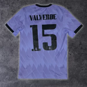 Maillot du Real Madrid 2022 23 Extérieur Valverde 15