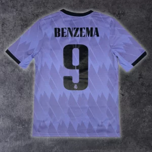 2022/23 Real Madrid Extérieur - Benzema 9 (15/16a)