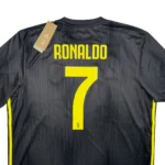 2018/19 Juventus Third - Ronaldo 7 (XL) – Image 4