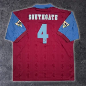 1995/97 Aston Villa Domicile - Southgate 4 (XL)