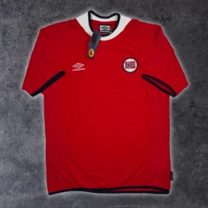 2000/02 Norvège Domicile (L)