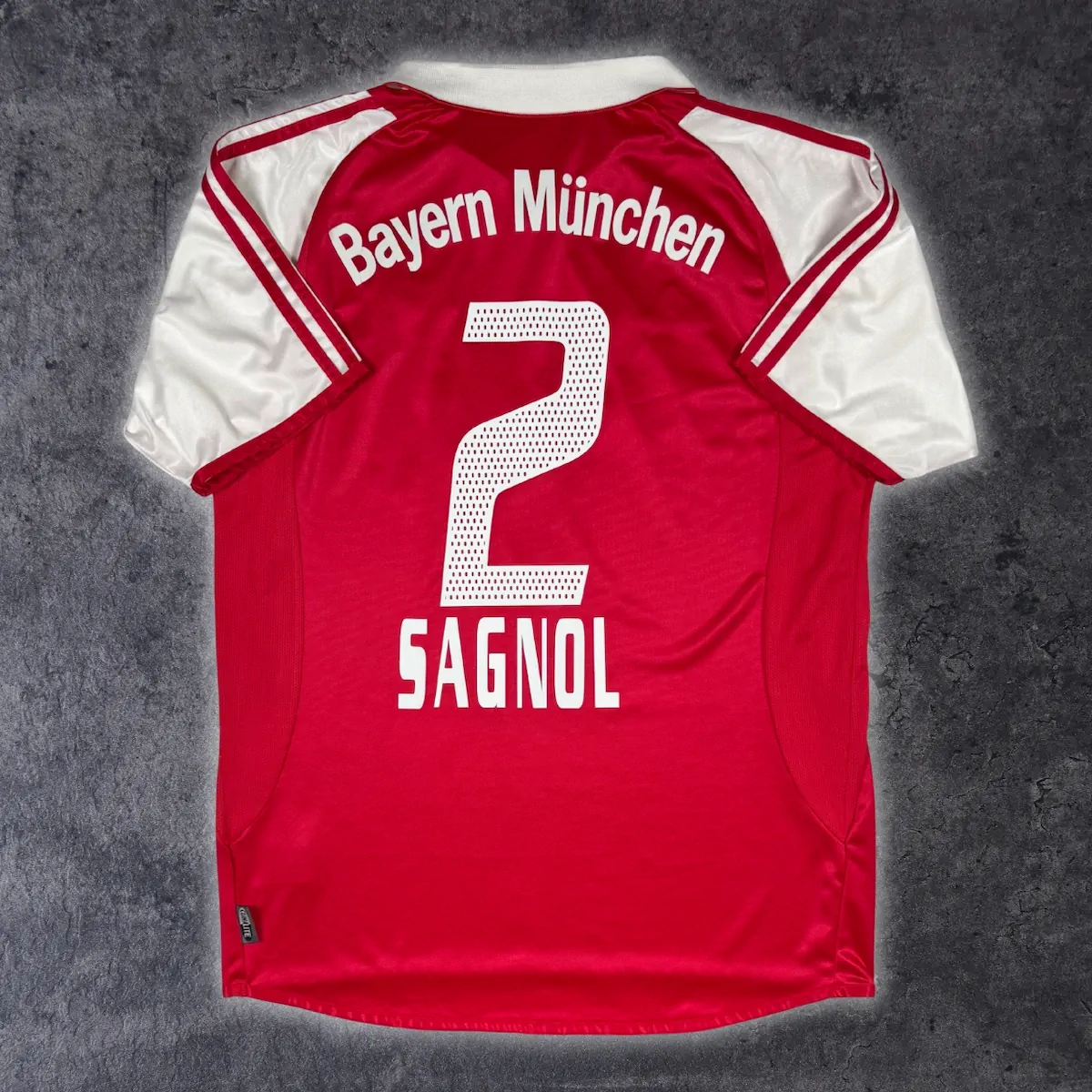 2003/04 Bayern Munich Domicile - Sagnol 2 (M)