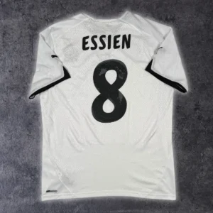 2010/11 Ghana Domicile - Essien 8 (L)