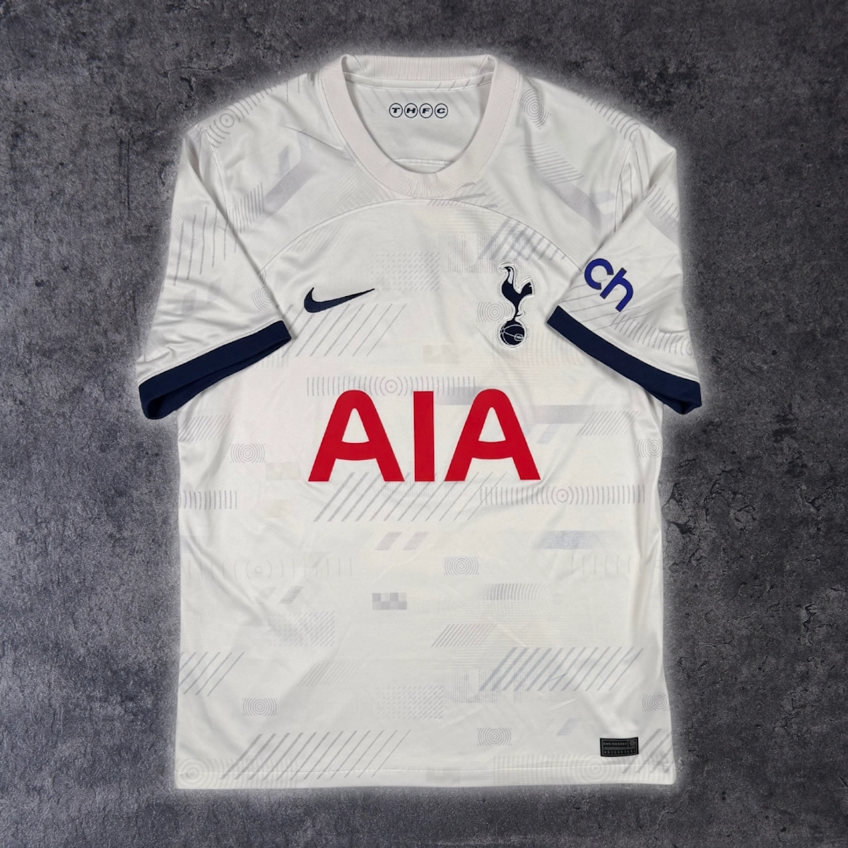 2023/24 Tottenham Domicile (L)